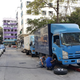 Illustration for article titled The Most Dedicated Mechanics In The World Wrench On The Streets Of Hong Kong